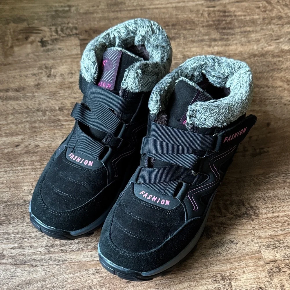 Women’s  Black and Pink Winter Boots